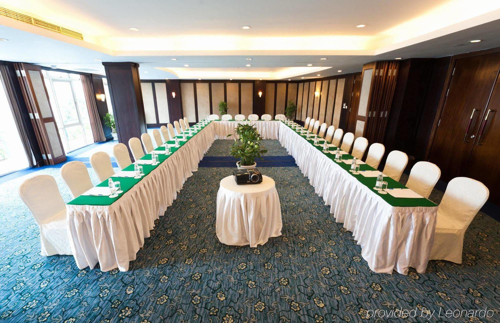 The Hanoi Club Hotel & Residences Kültér fotó