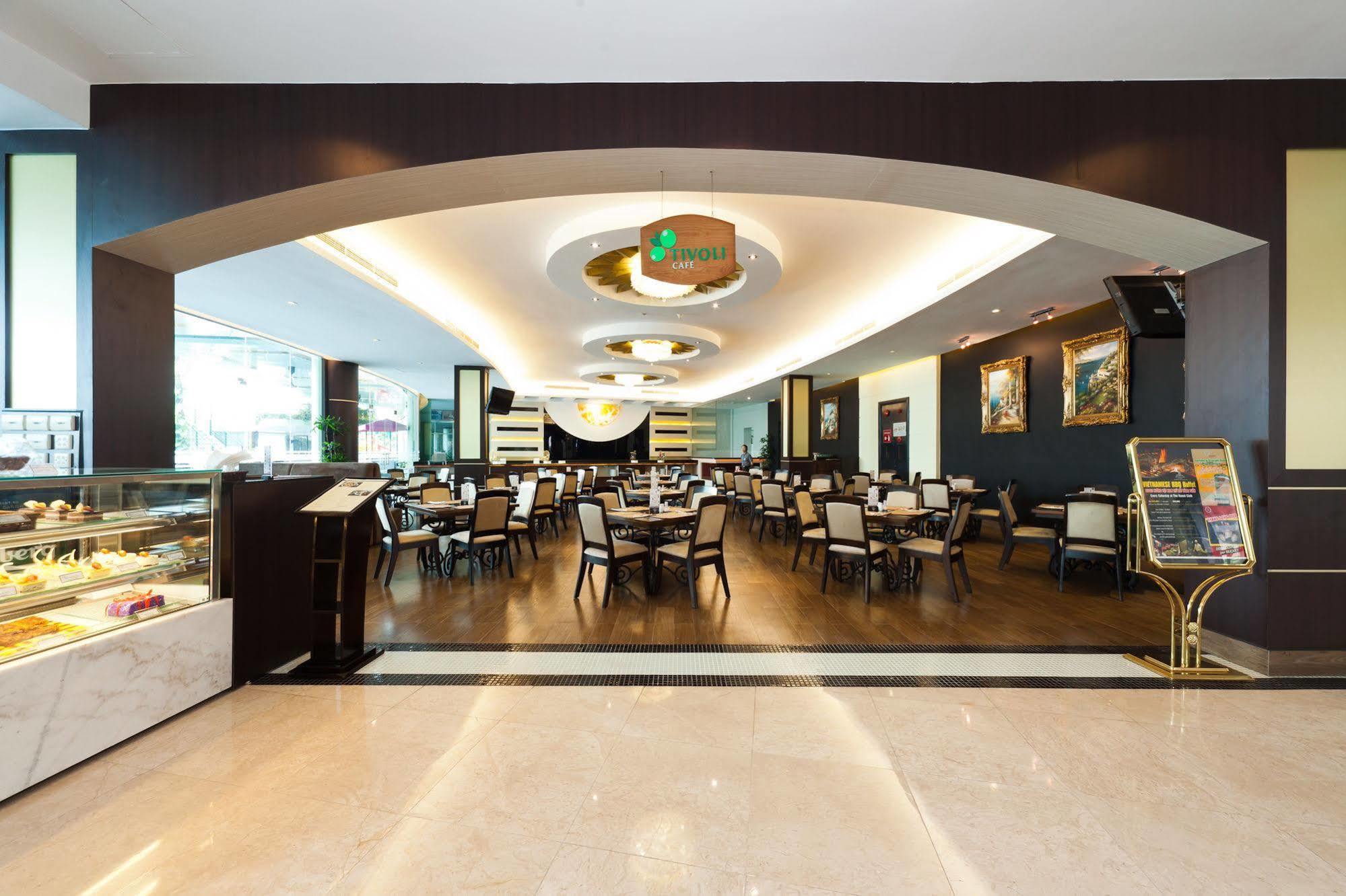 The Hanoi Club Hotel & Residences Kültér fotó